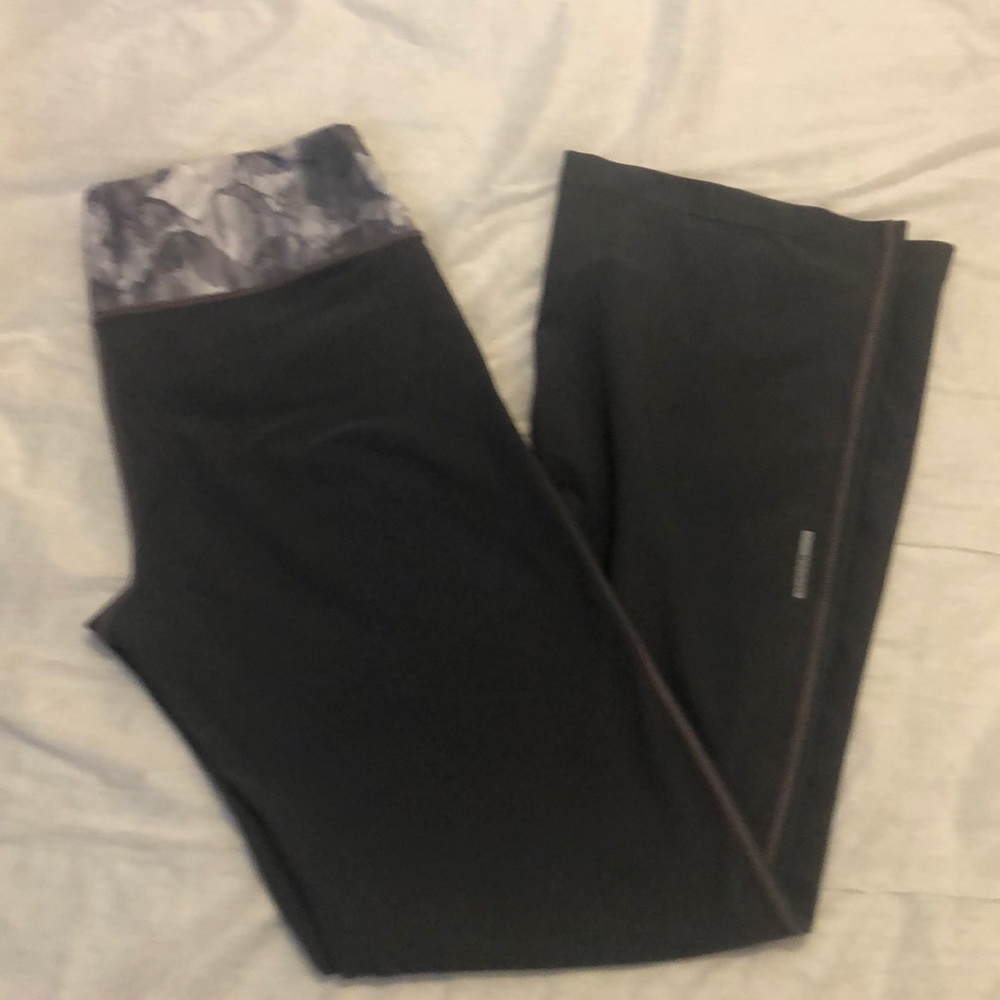 Mondetta Gray Athletic Yoga Pants